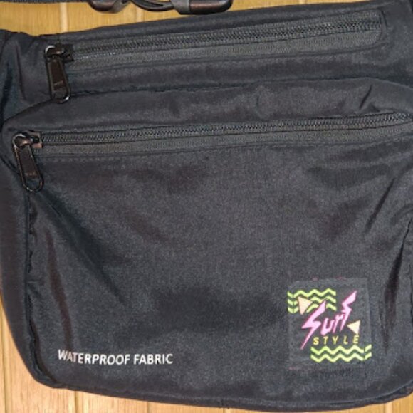 Vintage Surf Style Fanny Pack Black Belt Bag Waterproof Fabric Double Pocket - Picture 2 of 7